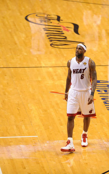 许多球队通 许多球队通