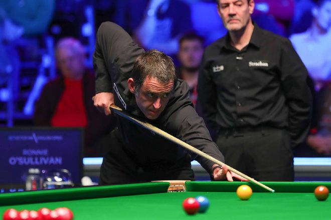 越陡峭山岩 越陡峭山岩